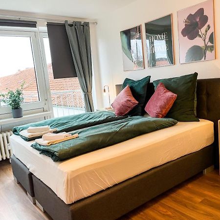 Apartment Fuer 3 Gaeste Kostenlose Parkplaetze Und Lift Hannover Esterno foto
