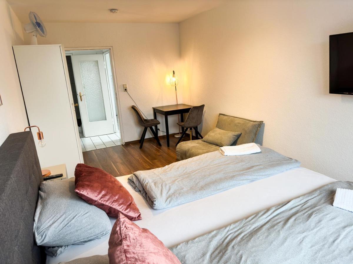Apartment Fuer 3 Gaeste Kostenlose Parkplaetze Und Lift Hannover Esterno foto